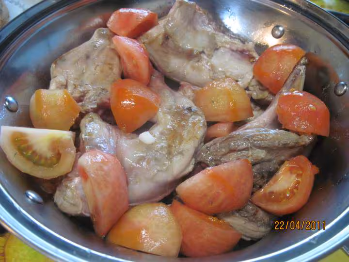 Cari de lapin au massale