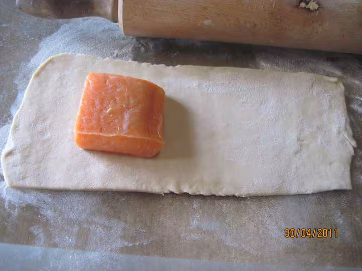 Carres de saumon et crustaces