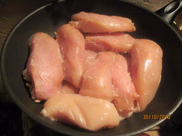 Carry aux blancs de poulets au riz et epices
