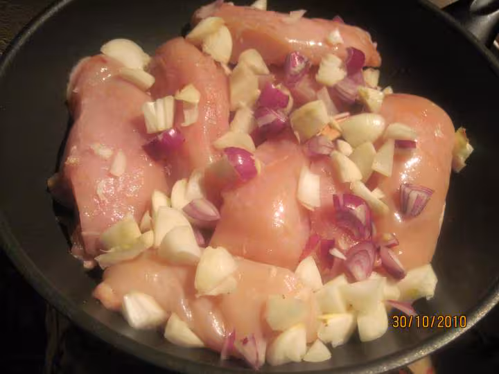 Carry aux blancs de poulets au riz et epices