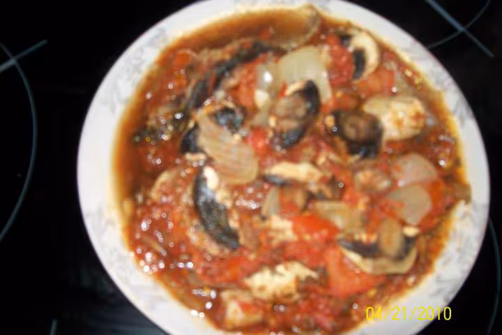 Champignons au coulis de tomate assaissonnee mo