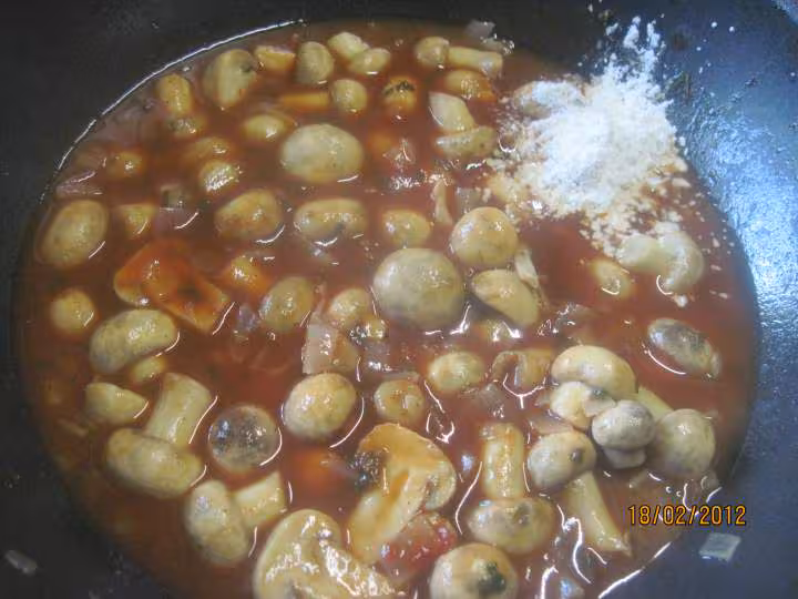 Champignons au vin blanc