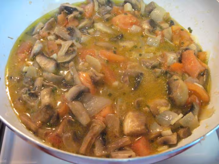 Champignons au vin blanc
