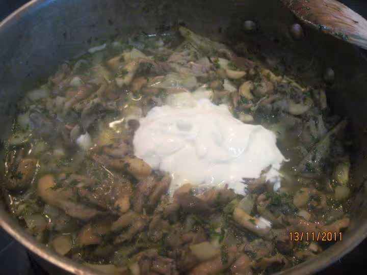 Champignons pleurote a la creme persillade