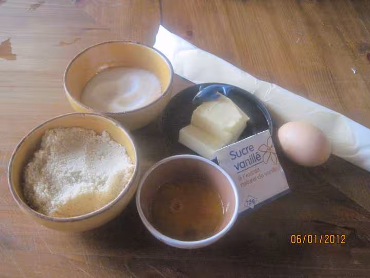 Chausson a la frangipane facon pate brisee
