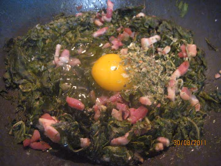 Chausson de feuilles de blette et lardons