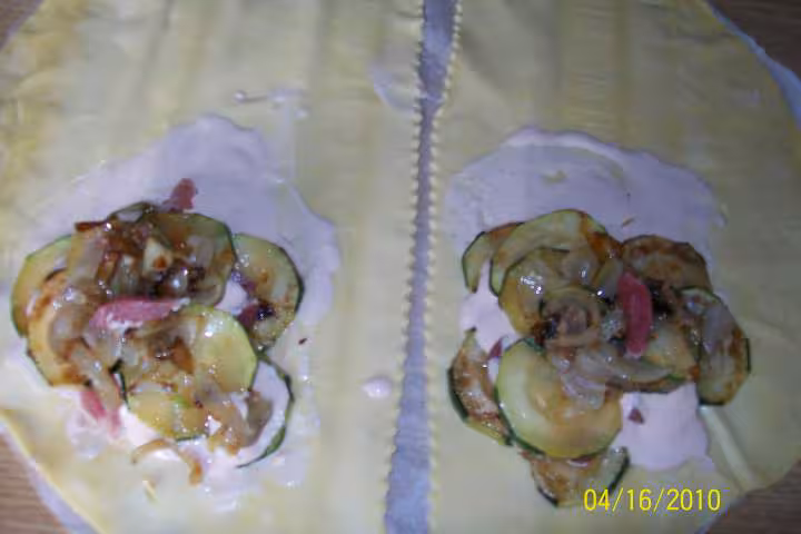 Chausson de feuilletes de courgette photos