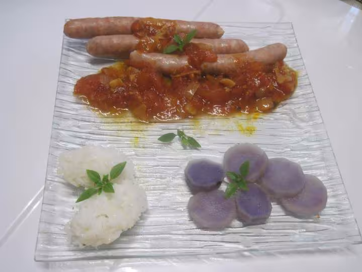Chipolatas a la sauce tomate au massale