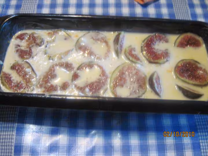 Clafoutis aux figues fraiches au lait concentre