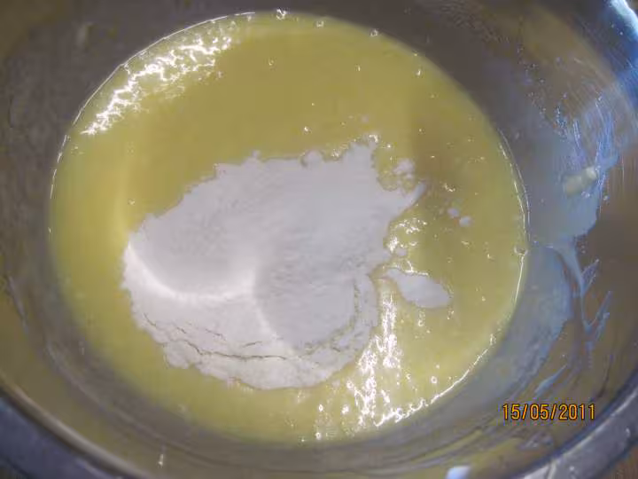 Clafoutis aux peches jaunes