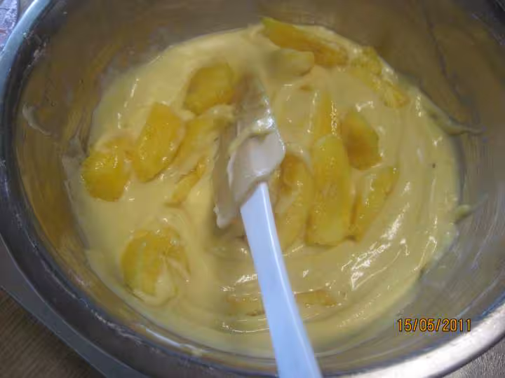 Clafoutis aux peches jaunes