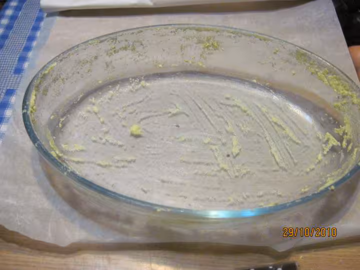 Clafoutis aux prunes rouges