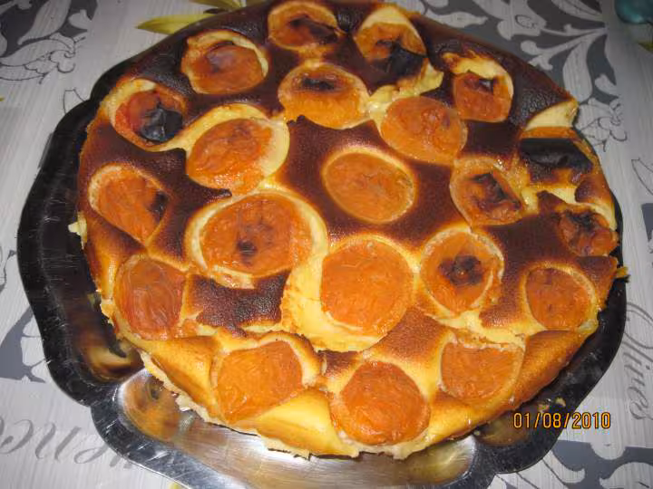 Clafoutis fromage de brousse et aux abricots