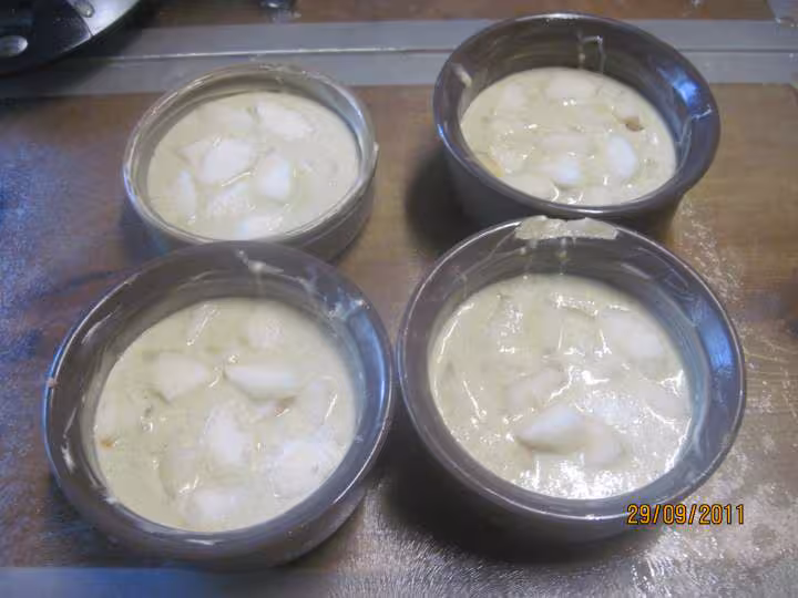 Clafoutis individuels sucres aux poires