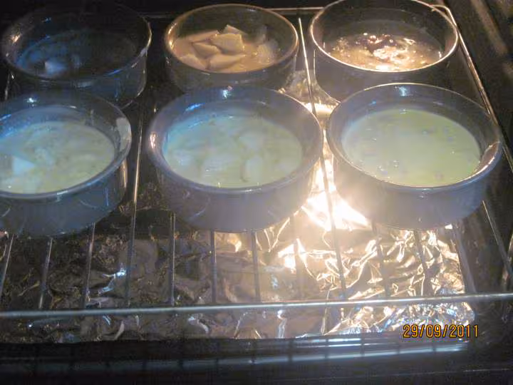 Clafoutis individuels sucres aux poires