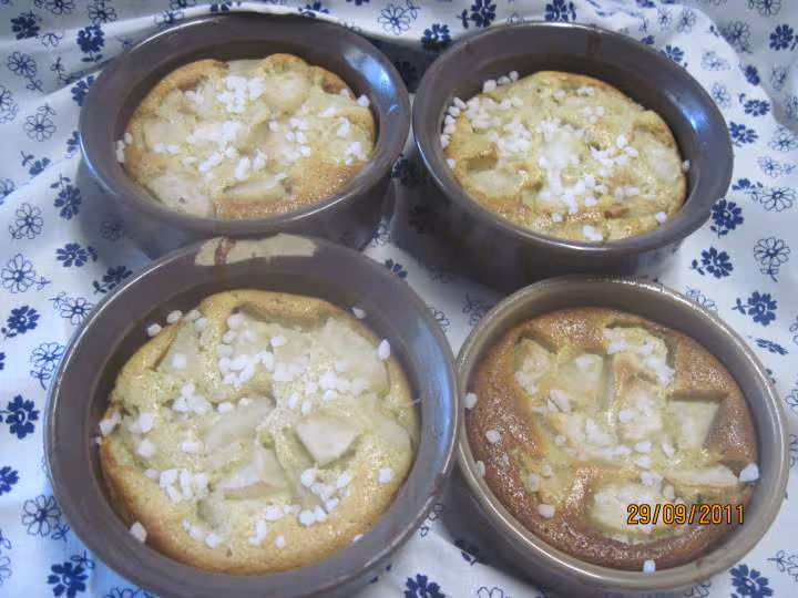 Clafoutis individuels sucres aux poires