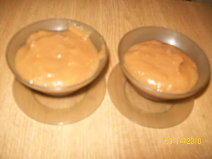 Compote de fruit a la chantilly