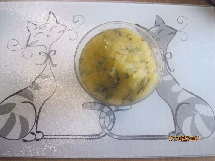 Compote de pommes aux feuilles d angelique
