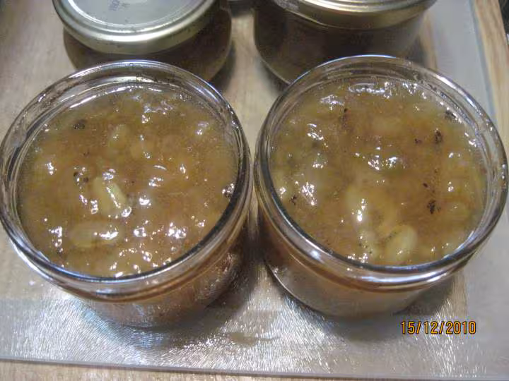 Confiture de bananes et kiwis