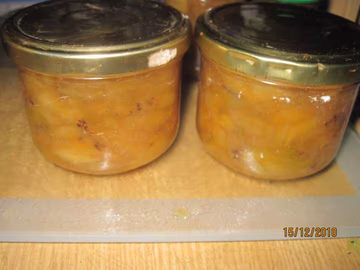 Confiture de bananes et kiwis