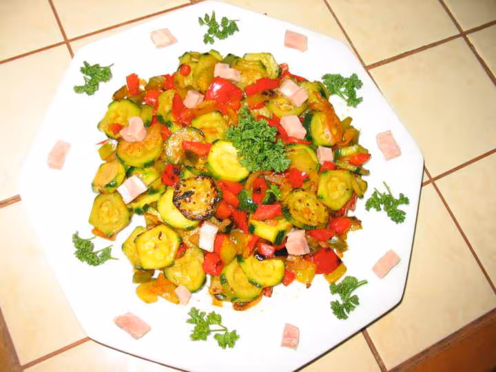 Courgettes aux des de jambon