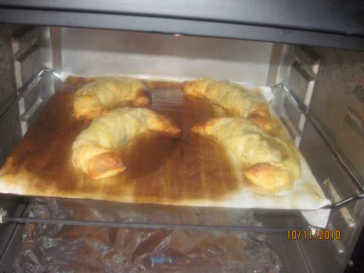 Croissants feuilletees a la pate a coing