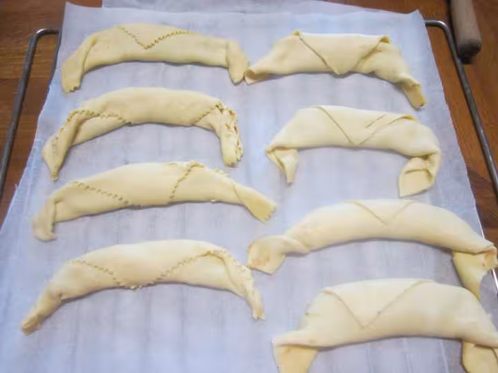 Croissants fourres au nutella aux amandes