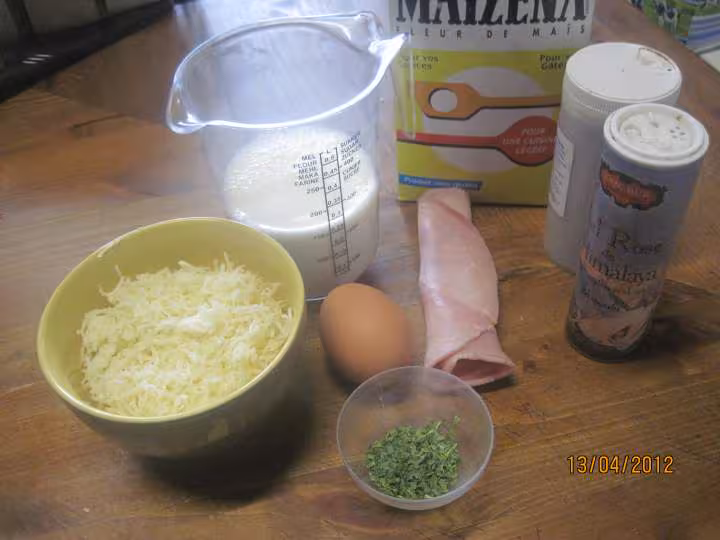 Croissants fourres jambon champignons en sauce