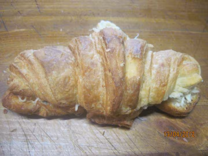 Croissants fourres jambon champignons en sauce