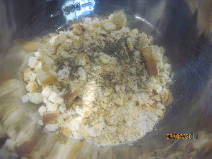 Crumble sale aux escalopes de jambon aux legumes de saison
