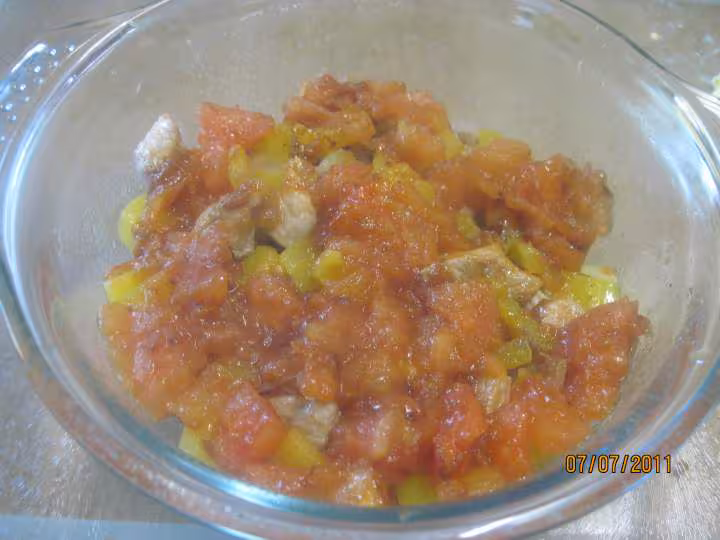 Crumble sale aux escalopes de jambon aux legumes de saison