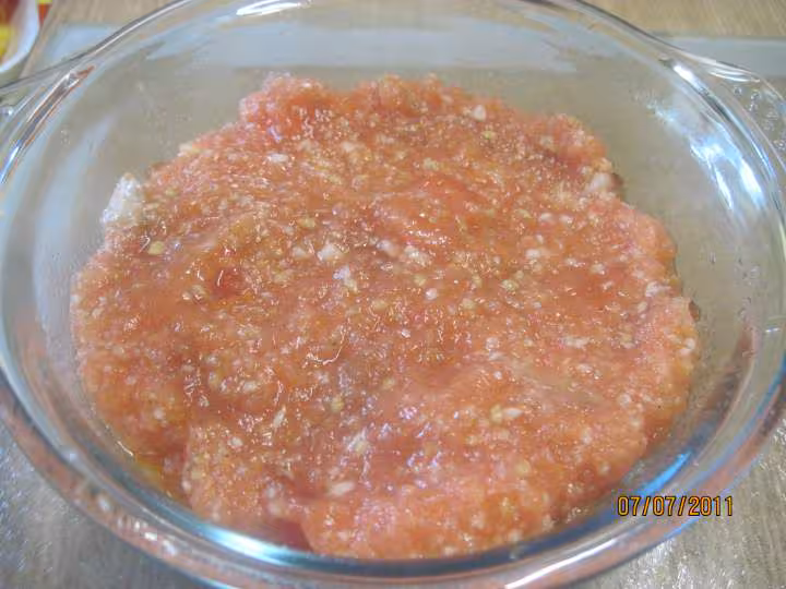 Crumble sale aux escalopes de jambon aux legumes de saison
