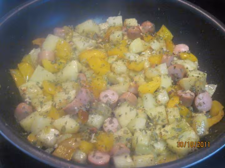 Cuisiner des restes oignon poivron saucisses