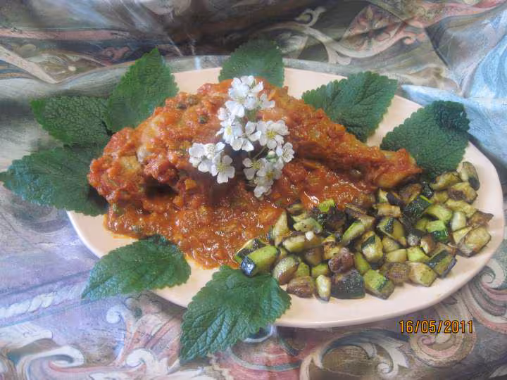 Cuisse de dinde en sauce tomate capres