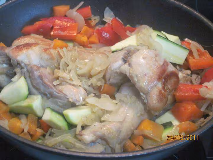 Cuisses de dinde aux legumes varies