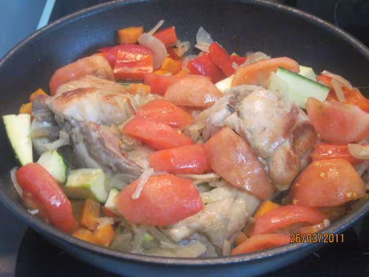 Cuisses de dinde aux legumes varies
