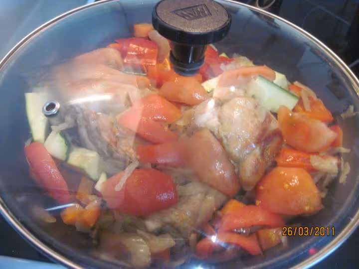 Cuisses de dinde aux legumes varies
