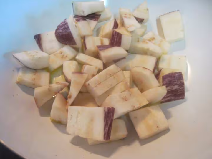 Cuisses de poulet a la ratatouille