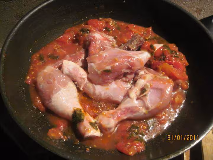 Cuisses de poulet en sauce et massale