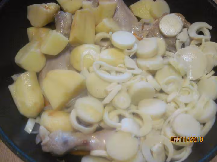 Cuisses de poulets au curry et legumes