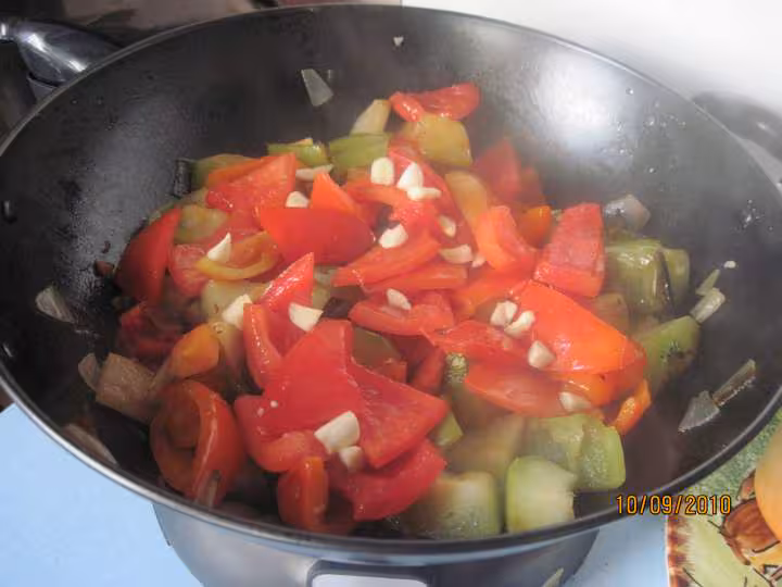 Des de viande de dinde au legumes varies wok