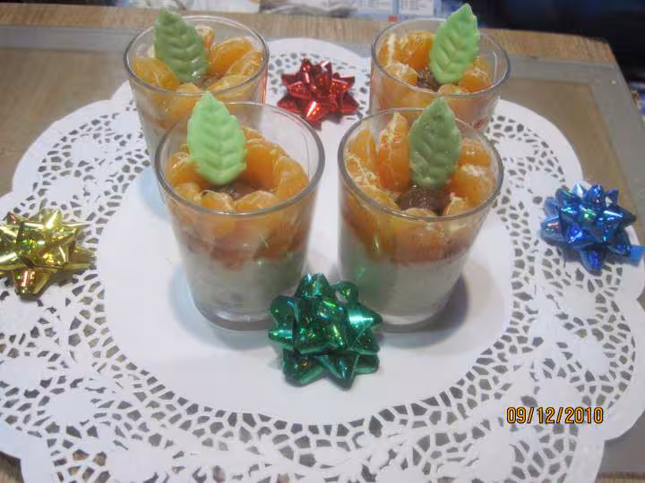 Dessert a la mascarone aux fruits sirop au speculoos