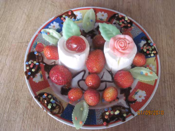Dessert au laitage aux fraises fraicheur