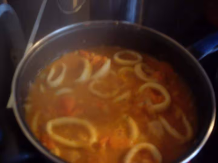 Encornets en sauce