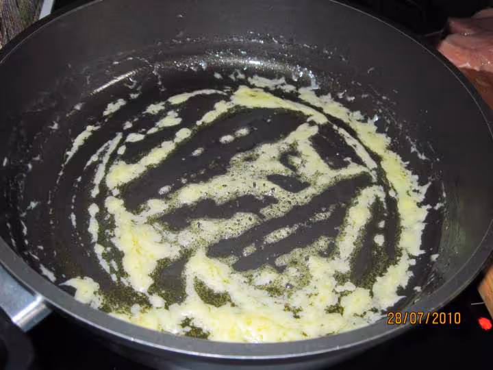 Escalopes aux pommes de terre en sauce