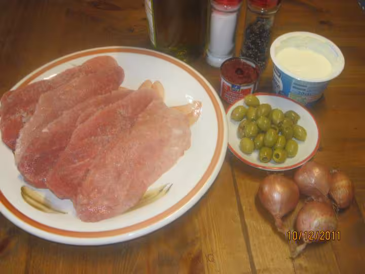 Escalopes de porc a la sauce rose aux olives