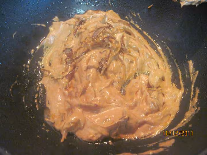 Escalopes de porc a la sauce rose aux olives