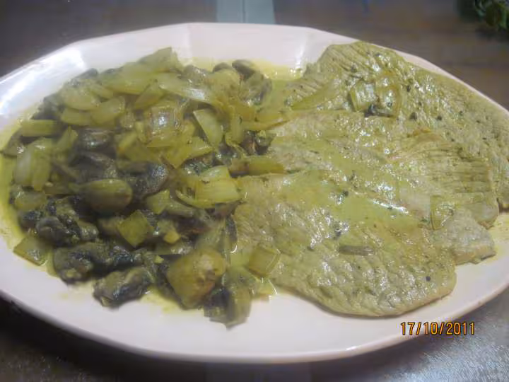 Escalopes de porc aux champignons a la creme fraiche