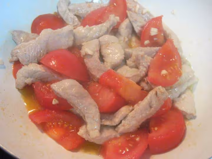 Escalopes de porc une poeles de legumes