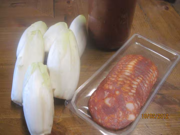 Feuilles d endives au chorizo